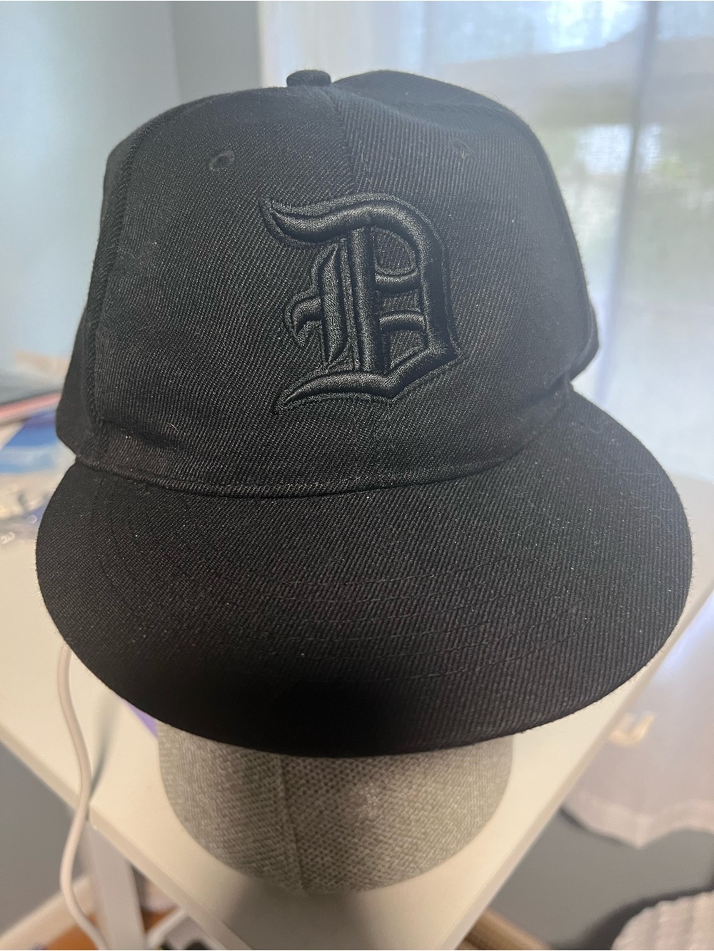 Vintage Epoch USA Detroit Blackout Fitted Hat 7 3/8 Flat Brim Old English D